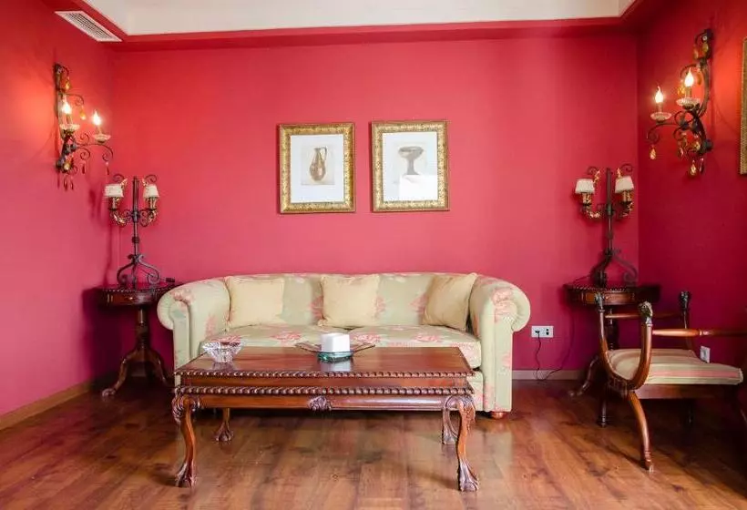 Junior suite with river view, Montelirio