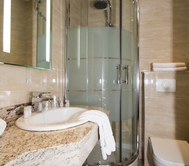 スタンダードルーム, Parisien