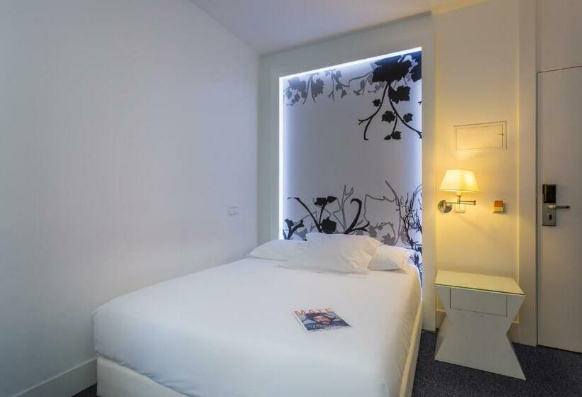 اتاق استاندارد یک نفره, Room Mate Mario