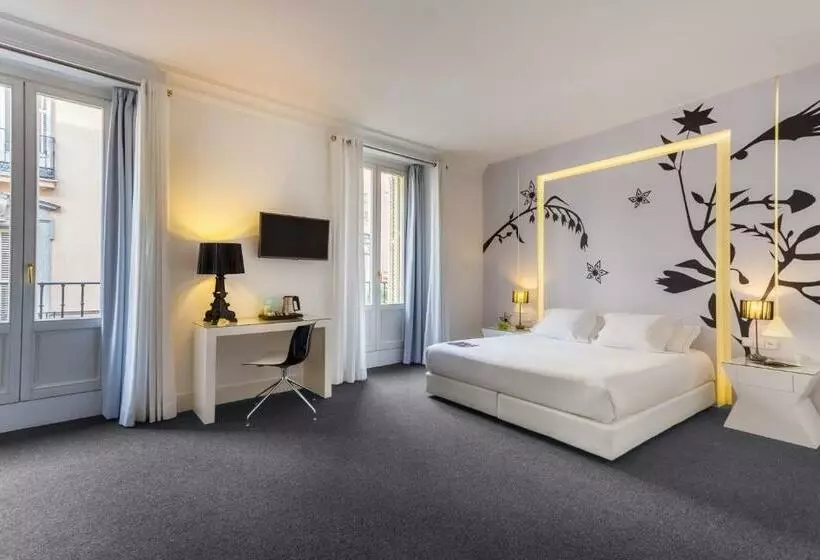 سوییت جونیور, Room Mate Mario