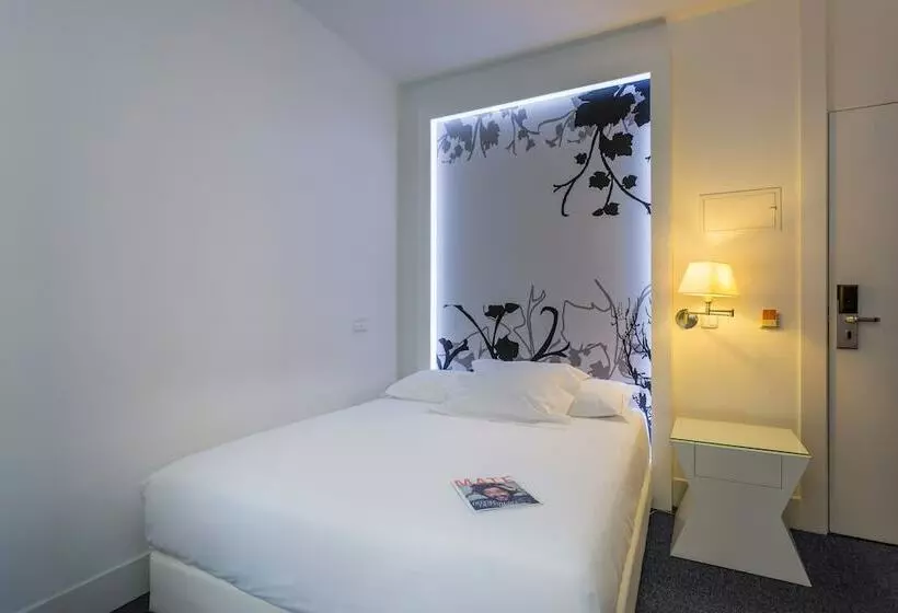 اتاق استاندارد یک نفره, Room Mate Mario