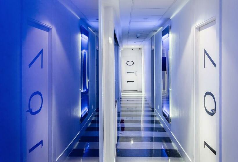 اتاق استاندارد یک نفره, Room Mate Mario