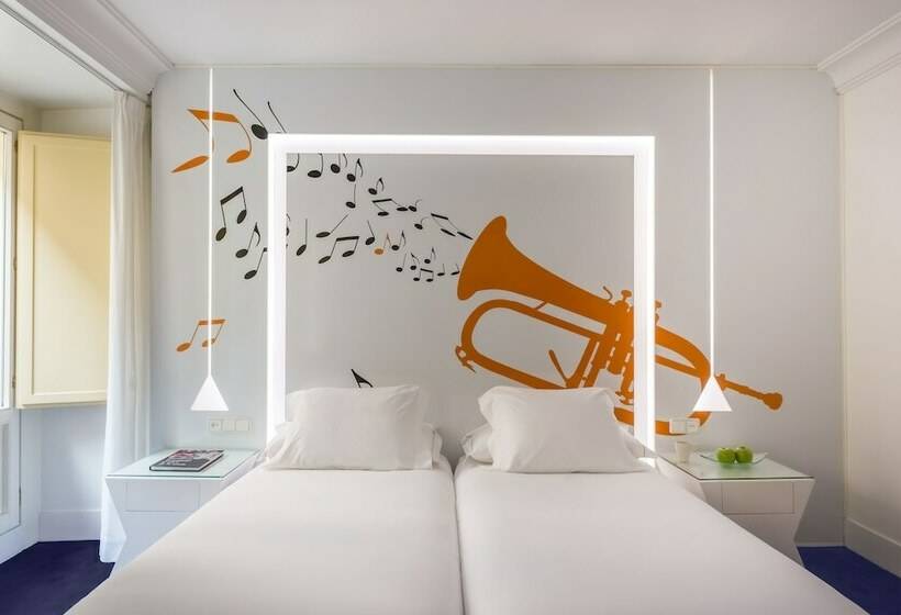 اتاق اجرایی, Room Mate Mario