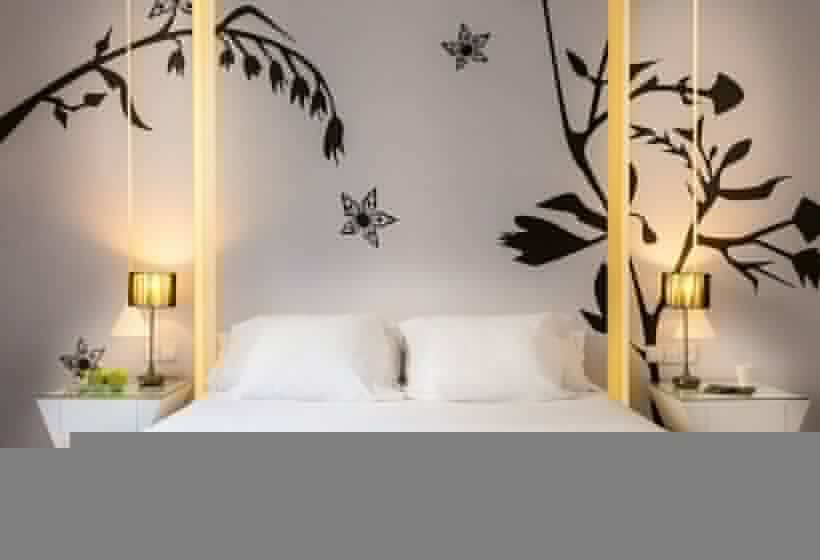 اتاق استاندارد, Room Mate Mario