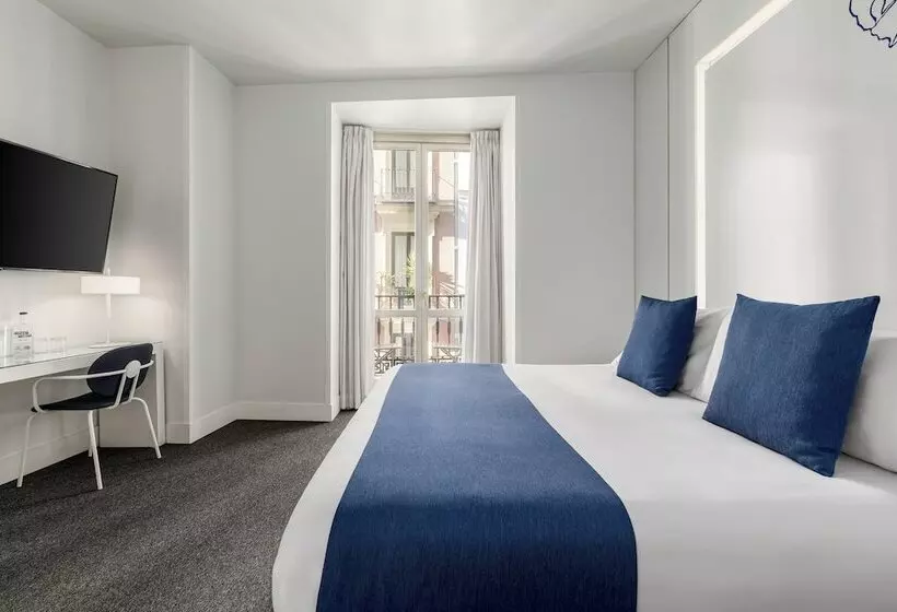 اتاق اجرایی, Room Mate Mario