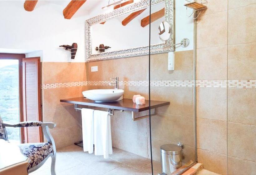 غرفة ديلوكس مطلّة علي البحر, Cases Noves   Boutique Accommodation   Adults Only