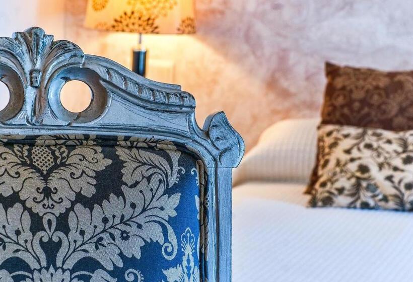 غرفة ديلوكس مطلّة علي البحر, Cases Noves   Boutique Accommodation   Adults Only