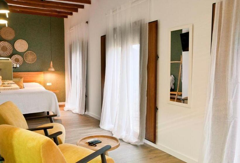 غرفة ديلوكس مطلّة علي البحر مزوَّدة بشُرفة, Cases Noves   Boutique Accommodation   Adults Only