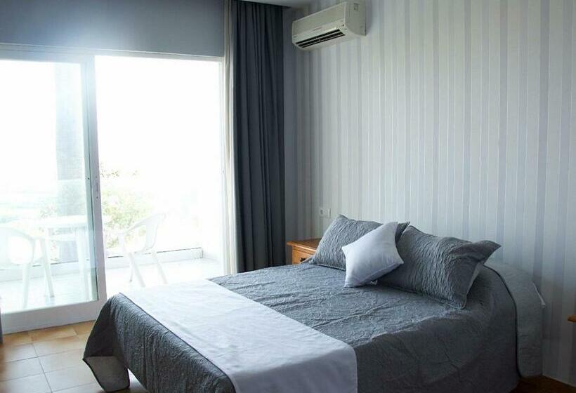 חדר סטנדרט, Salambina