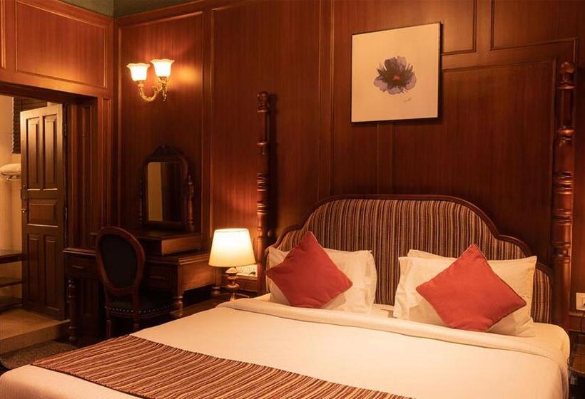 Standardrum, Udaan Dekeling Resort Darjeeling