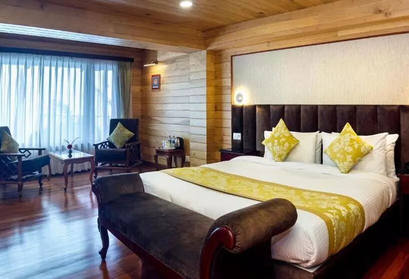 キングサイズベッドのスタンダードルーム, Udaan Dekeling Resort Darjeeling