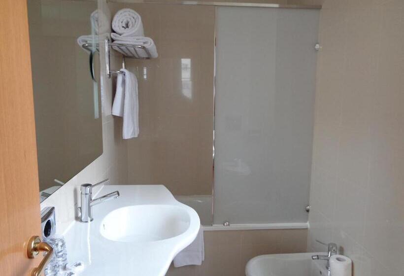 غرفة قياسية فردية, Villa De Betanzos