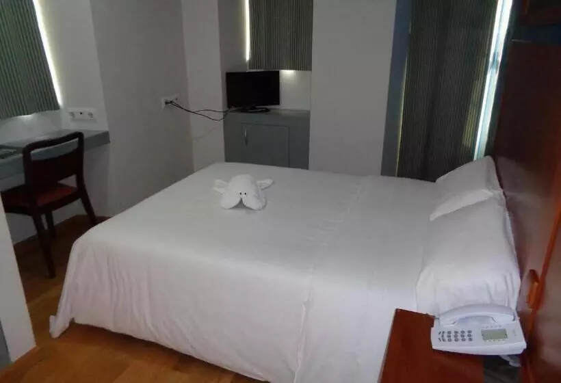 اتاق استاندارد یک نفره, Villa De Betanzos