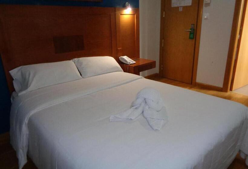 غرفة قياسية فردية, Villa De Betanzos