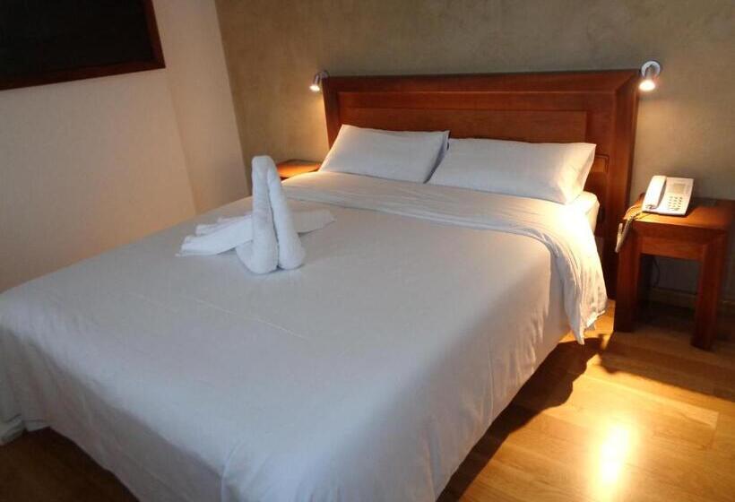 غرفة قياسية, Villa De Betanzos