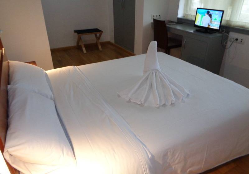 غرفة قياسية, Villa De Betanzos