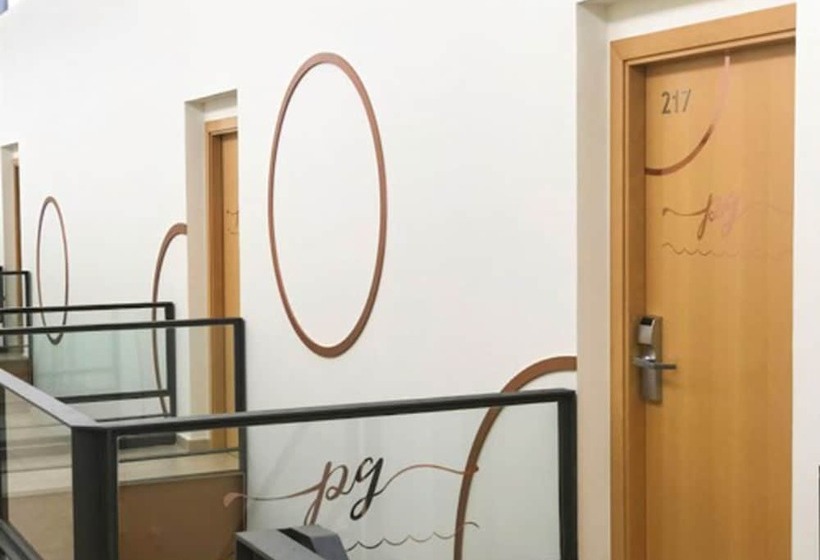 شقة غرفة واحدة, On Family Islantilla