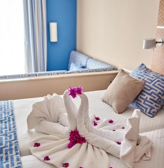 غرفة قياسية مطلّة علي البحر, Robinson Esquinzo Playa - All Inclusive