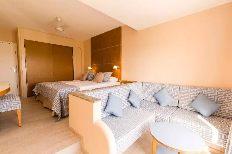 ファミリールーム, Robinson Esquinzo Playa - All Inclusive