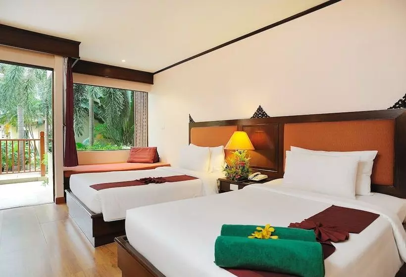 اتاق لوکس, Baumanburi Hotel Patong