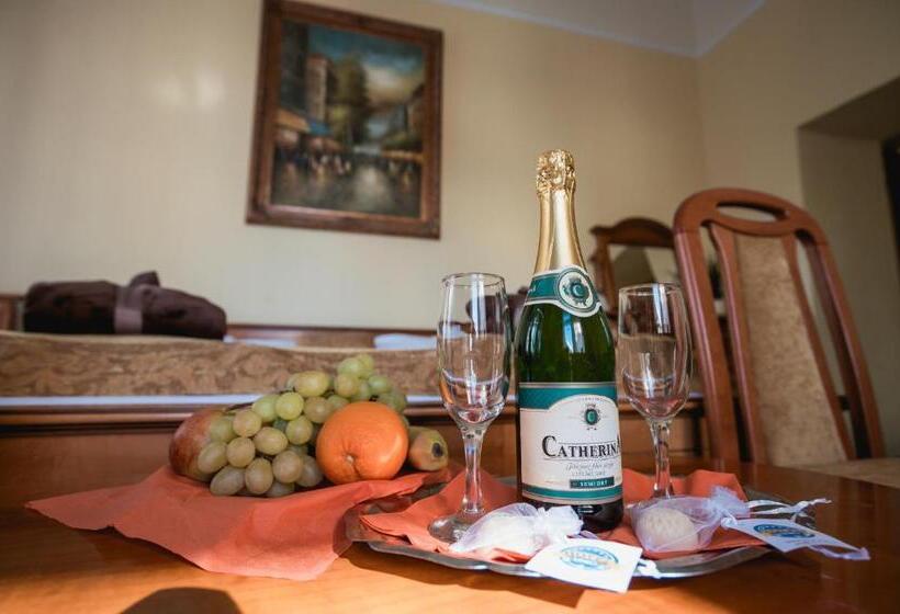 Четырехместный Номер Стандарт, City Hotel Unio Superior