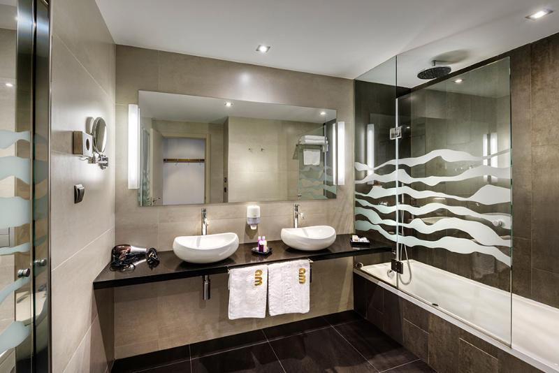 스탠다드 룸 킹사이즈 침대, Crowne Plaza Padova, An Ihg