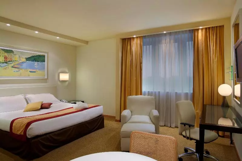 スタンダードルーム, Crowne Plaza Padova, An Ihg