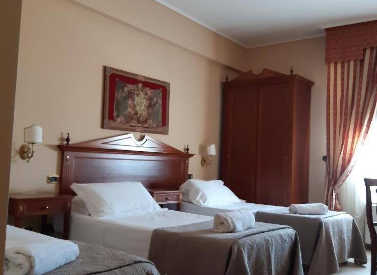 Standard Trippelrum, D Angelo Palace