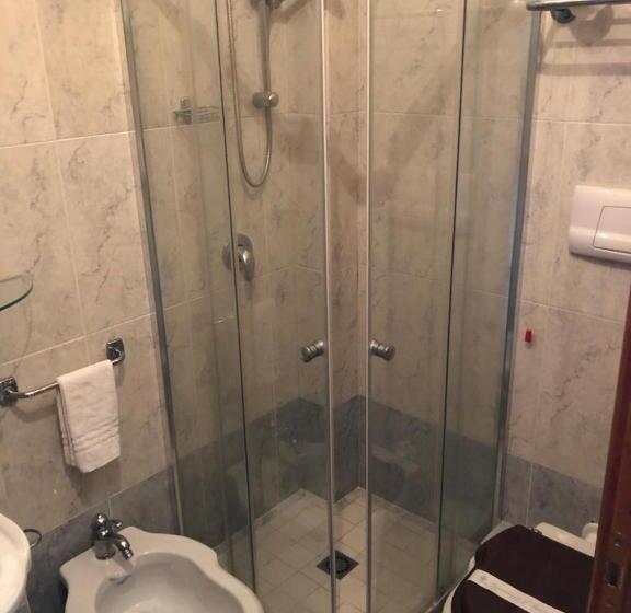 غرفة قياسية فردية, D Angelo Palace