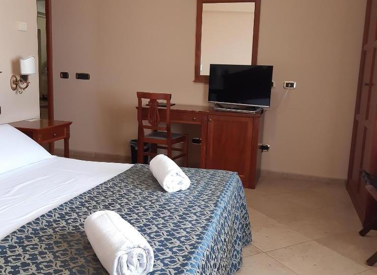 غرفة إقتصادية, D Angelo Palace