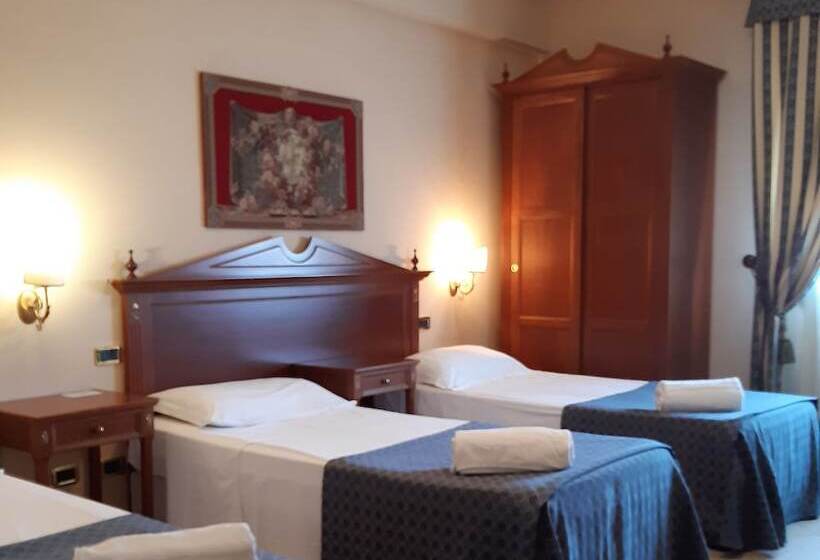 Standard Trippelrum, D Angelo Palace
