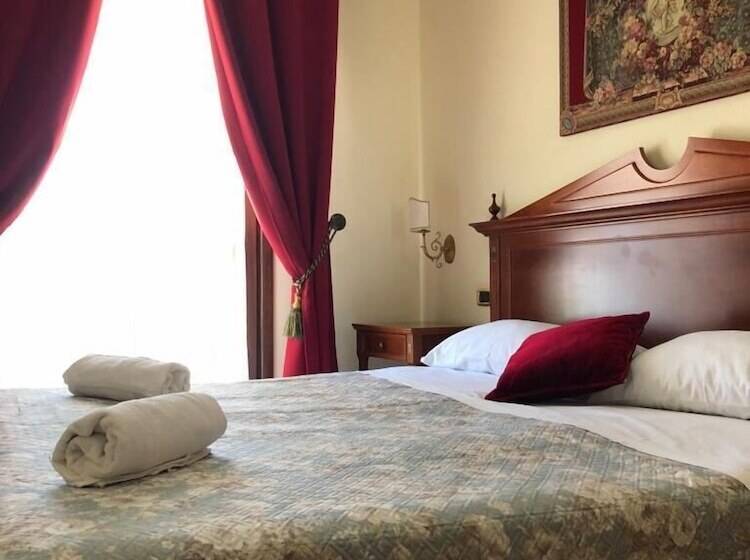 غرفة قياسية, D Angelo Palace