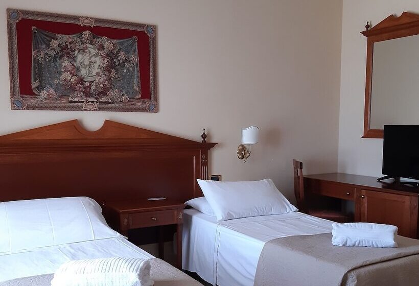 Standardrum, D Angelo Palace