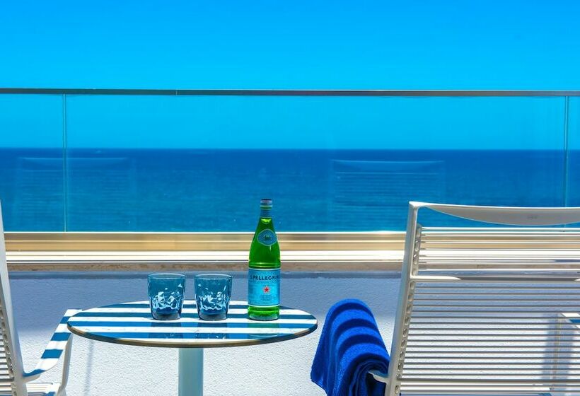 سوییت با چشم‌انداز دریا, I Resort Beach Hotel & Spa