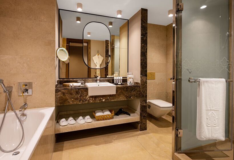 Deluxe Room Sea View, Kempinski Hotel The Dome Belek