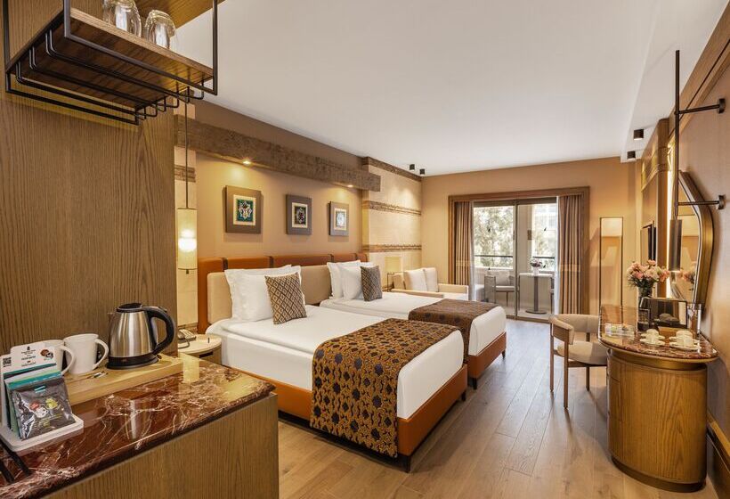 Deluxe Room Sea View, Kempinski Hotel The Dome Belek