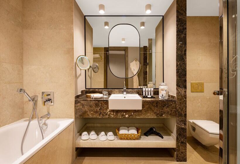 Superior Room Side Sea View, Kempinski Hotel The Dome Belek