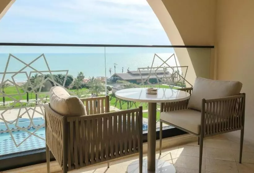Deluxe Room Sea View, Kempinski Hotel The Dome Belek