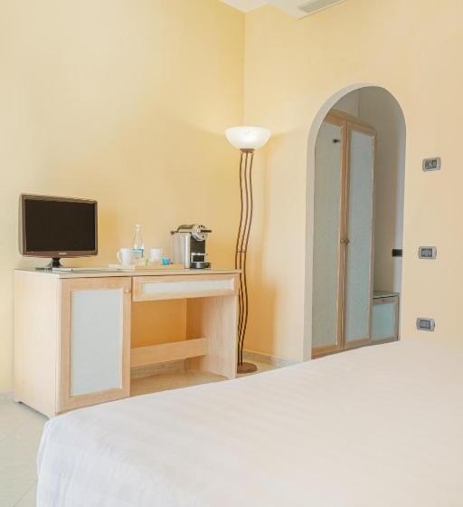 غرفة عائلية مطلّة علي البحر, Felix Hotels   Hotel La Baja