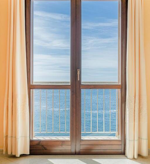 غرفة عائلية مطلّة علي البحر, Felix Hotels   Hotel La Baja