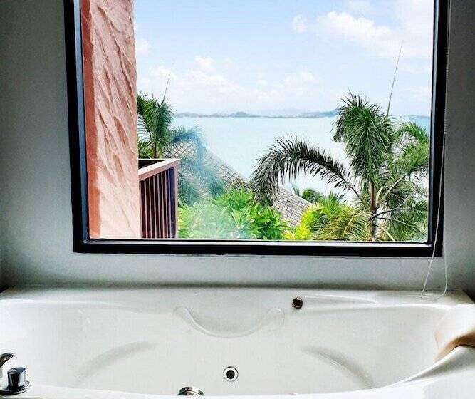 غرفة ديلوكس مطلّة علي البحر, Merit Resort Samui