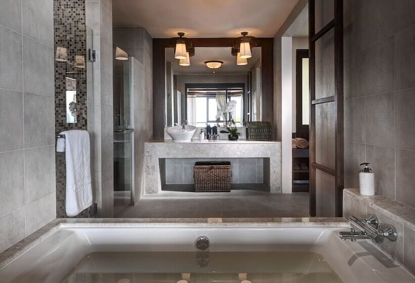 스위트, Rawi Warin Resort And Spa Sha Extra Plus