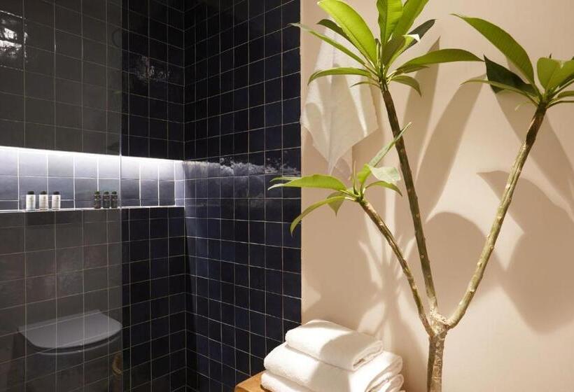 اتاق اجرایی, Sirene Blue Luxury Beach Resort