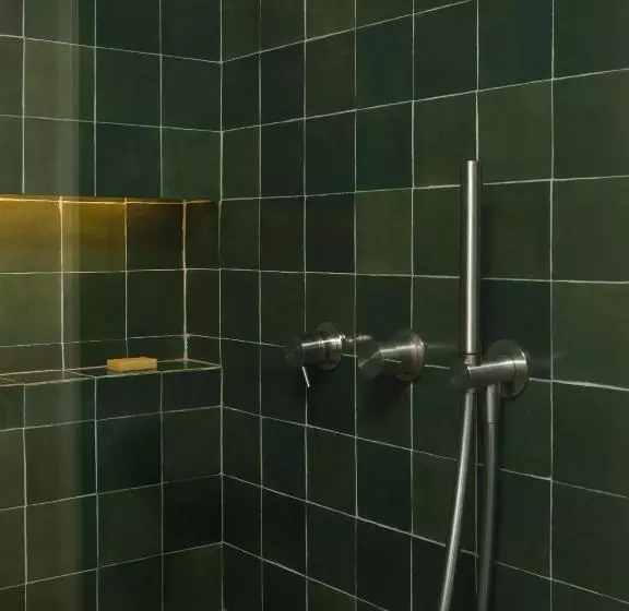 اتاق اجرایی, Sirene Blue Luxury Beach Resort