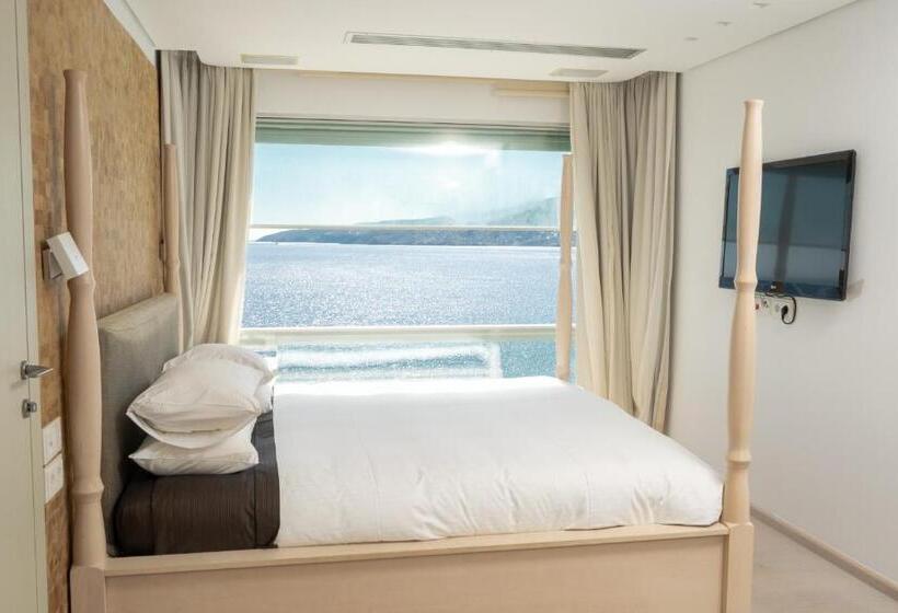 Вилла 1 Спальня Вид на Море, Sirene Blue Luxury Beach Resort