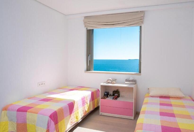 ویلای 1 خوابه با چشمانداز دریا, Sirene Blue Luxury Beach Resort