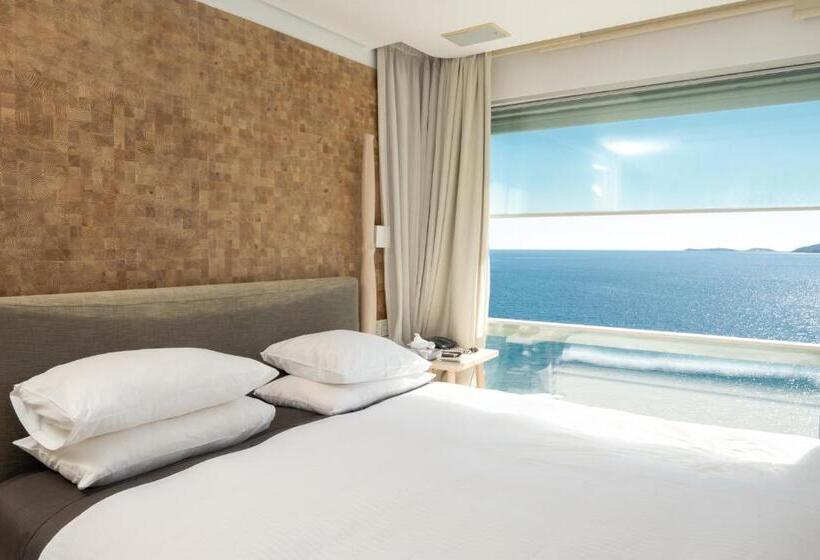 ویلای 1 خوابه با چشمانداز دریا, Sirene Blue Luxury Beach Resort