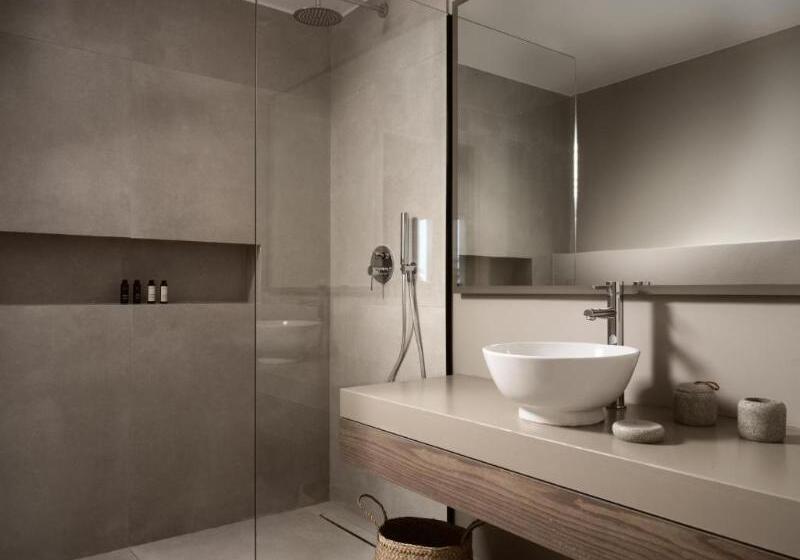 اتاق استاندارد با چشم‌انداز باغ, The Bay Hotel & Suites
