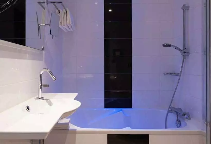 ファミリールーム, The Originals City, Hôtel La Saulaie, Saumur Ouest