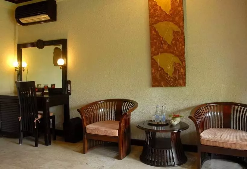 اتاق سوپریور, Tjampuhan Spa